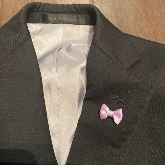 Michael Kors Boys Blazer size 8, black with lilac bow - Picture 2 of 8